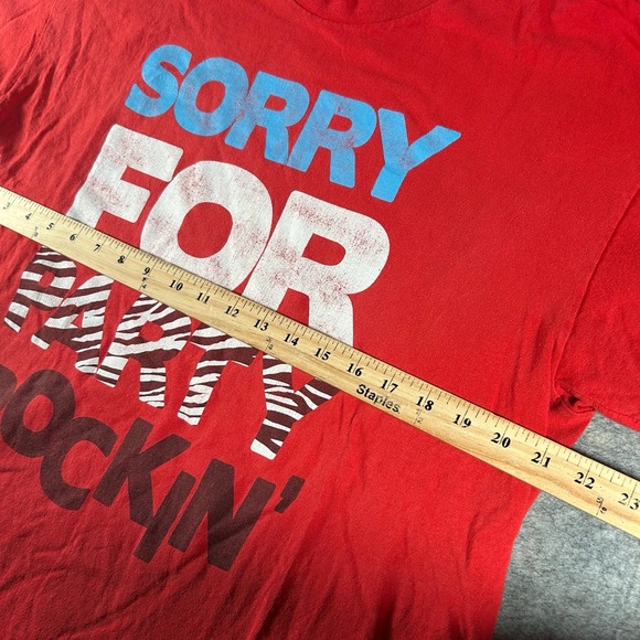 Vintage‎ LMFAO Shirt Mens Large Red Sorry For Party Rockin Dance Electronic Y2K - Picture 6 of 7